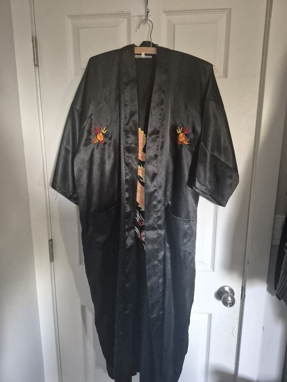 Pure Silk Robe with Embroidered Gold Dragon - Picture 6 of 6
